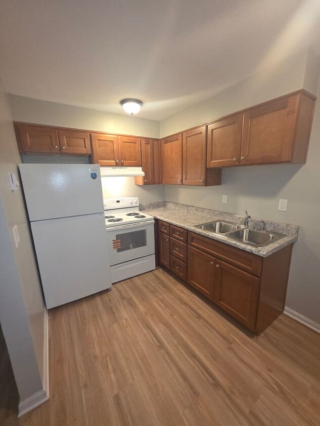 Photo - 1400 W. Academy Street Apt #2