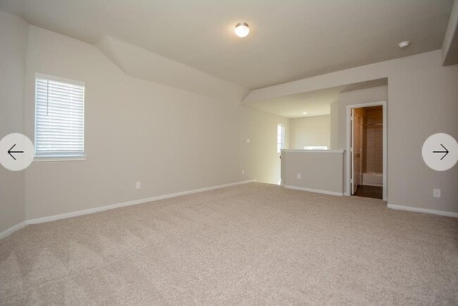 Foto del edificio - 4335 Rosemary Ln