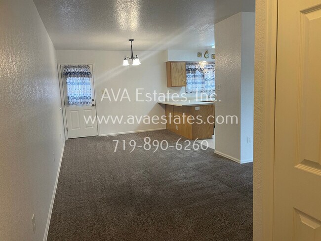 Foto del edificio - 2726 Poplar St