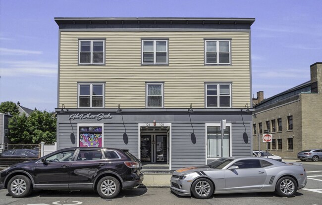 Foto del edificio - 108 Maverick St