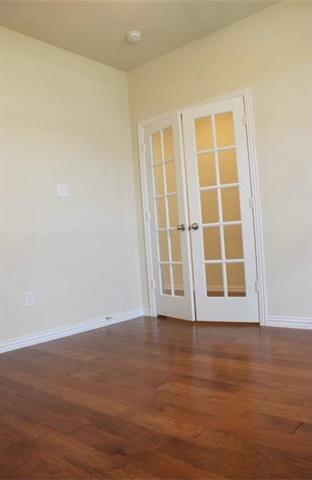 Foto del edificio - 3440 Canyon Lake Dr