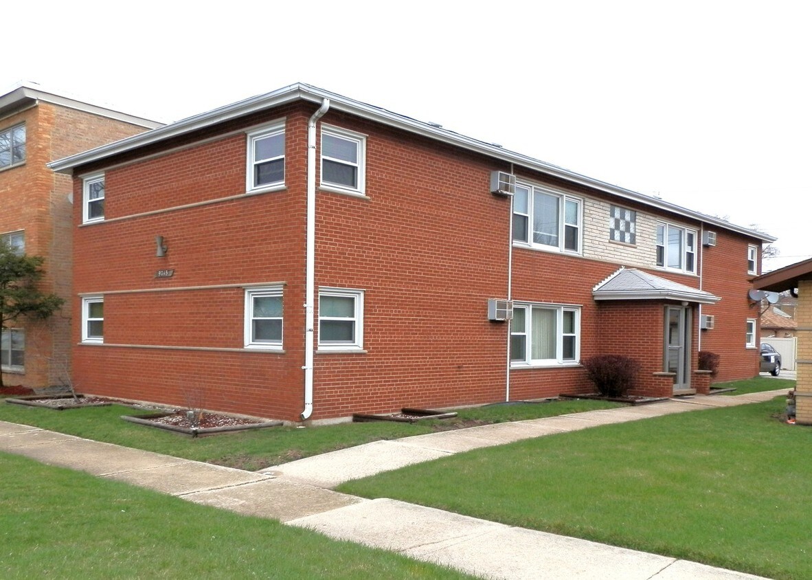 Primary Photo - 9713 S Pulaski Rd