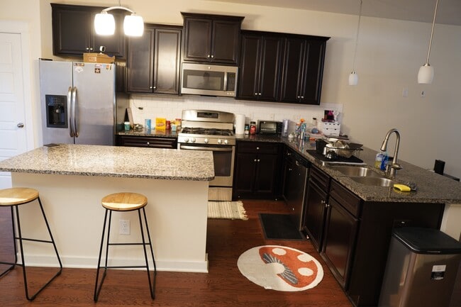 Building Photo - 6425 Swatner Dr