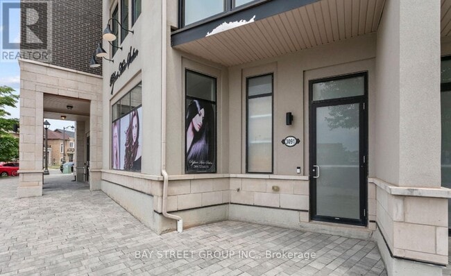 Photo du bâtiment - 3091 George Savage Ave