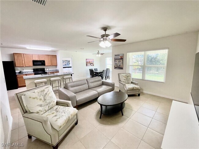 Foto del edificio - 604 SW 26th St