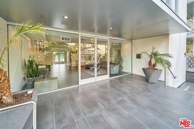 Foto del edificio - 425 S Willaman Dr