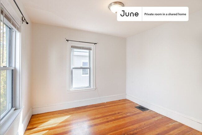 Photo - Room in Shared 4 bed/1 bath home