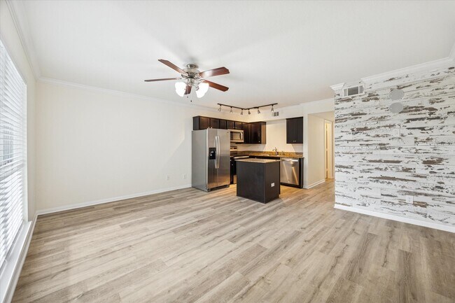 Foto del edificio - 300 Pecore St