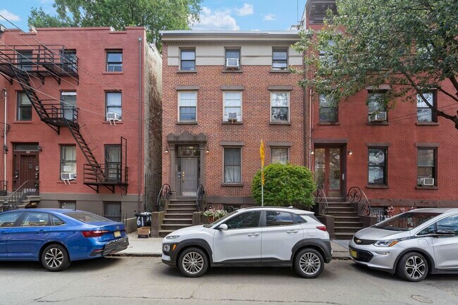 Foto del edificio - 61 Wayne St