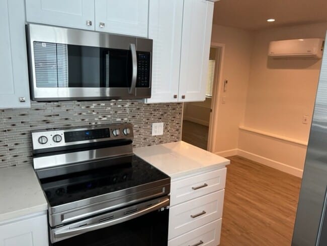 Photo - 53 S 9th St Apartment