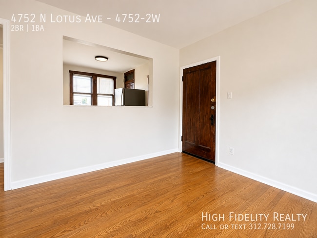 Building Photo - 4752 N Lotus Ave
