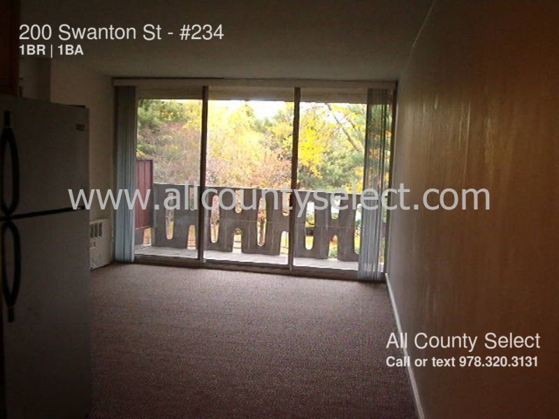Primary Photo - 200 Swanton St