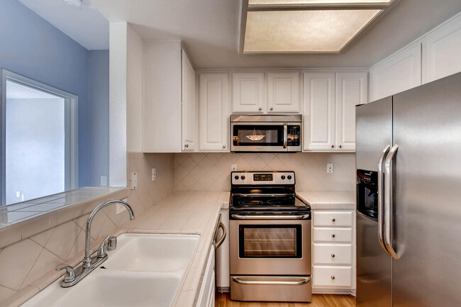 Foto del edificio - Great Central San Diego Location in Missio...
