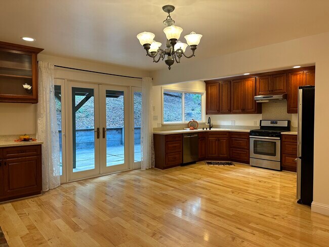 Foto del edificio - 6 Knickerbocker Ln