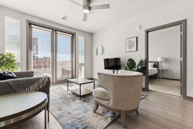 Foto del edificio - 400 N 2nd Ave