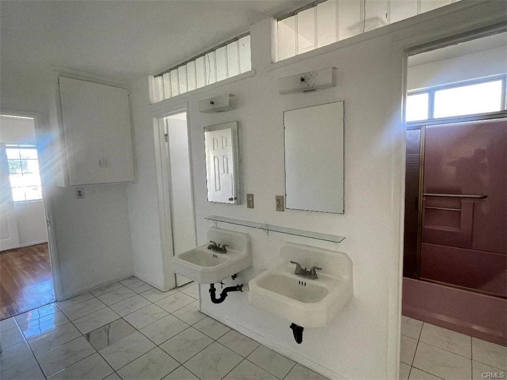 Foto principal - 20514 Gault St