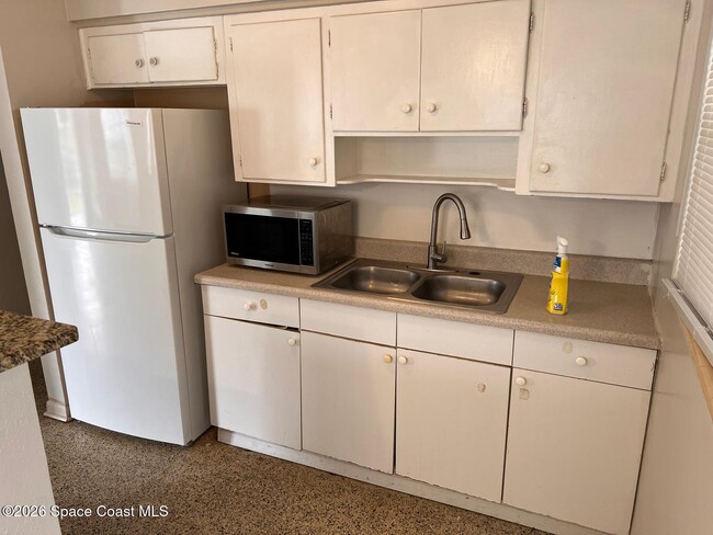 Foto del edificio - 1040 Croton Rd