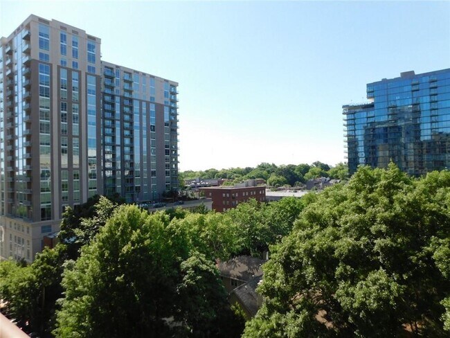 Foto del edificio - 1101 Juniper St NE