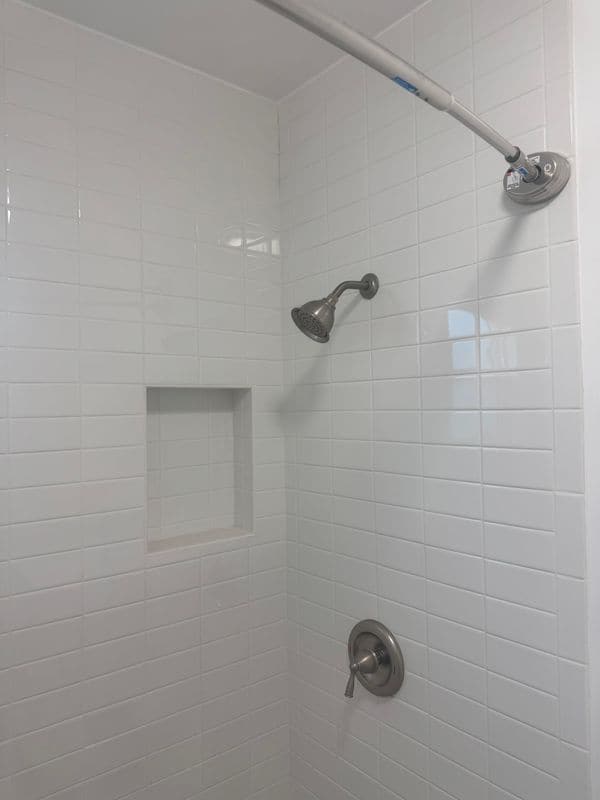 Foto del edificio - 9924 Rosewood Ave.