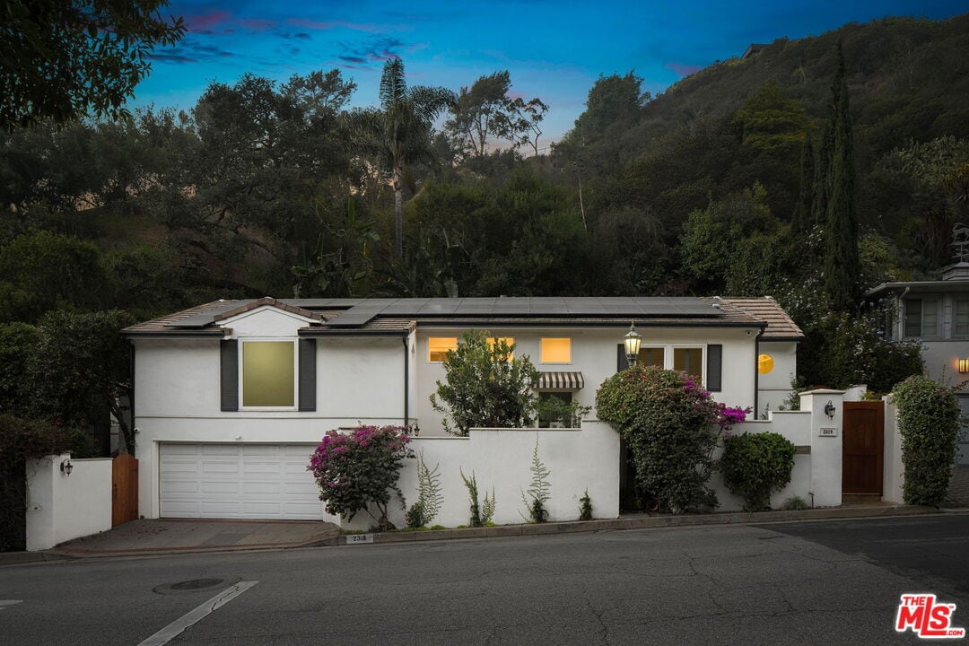 Foto principal - 2319 Outpost Dr