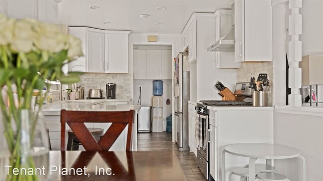 Foto del edificio - 3 br, 2 bath House - 820 Cedarwood