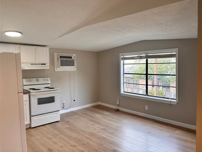 Foto del edificio - 216 Redan St