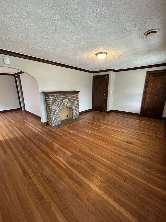 Building Photo - 5430-5432 Harrison St.