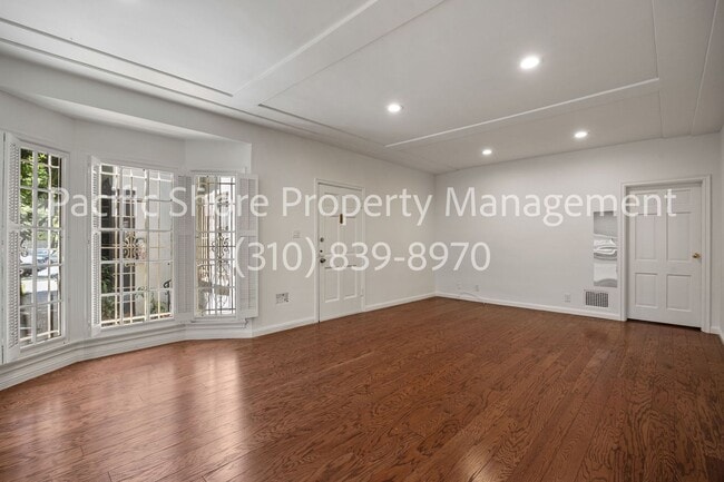 Building Photo - 458 S Roxbury Dr