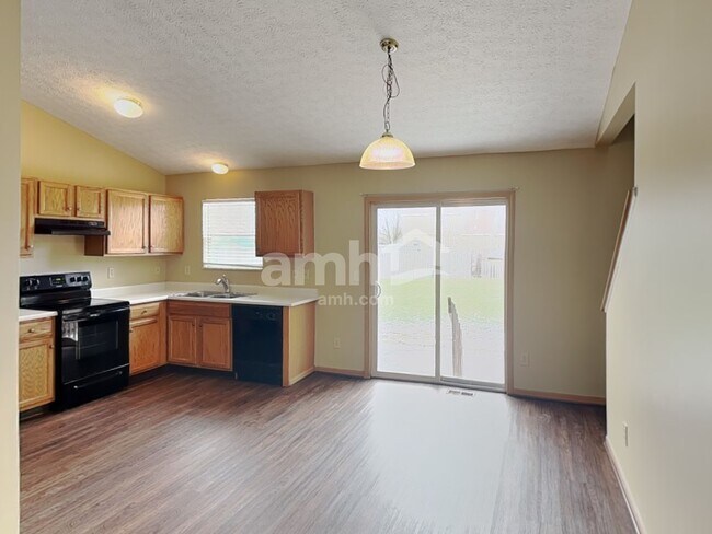 Foto del edificio - 88 Brooksedge Dr E