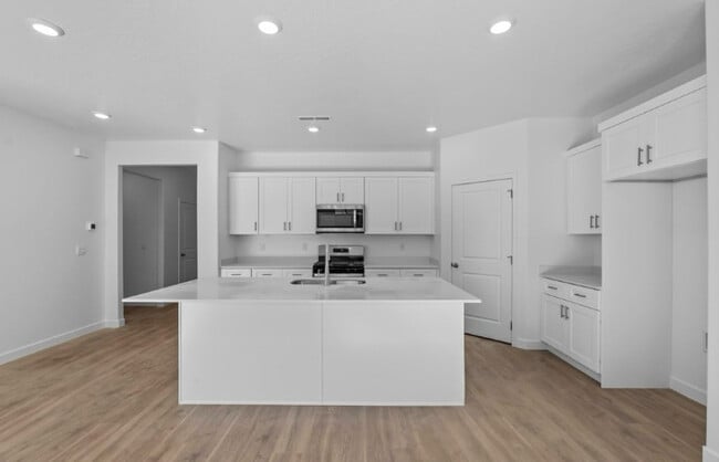 Building Photo - 1403 S Padre Bay Dr