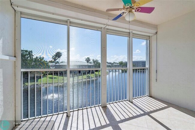 Building Photo - 7866 Trent Dr
