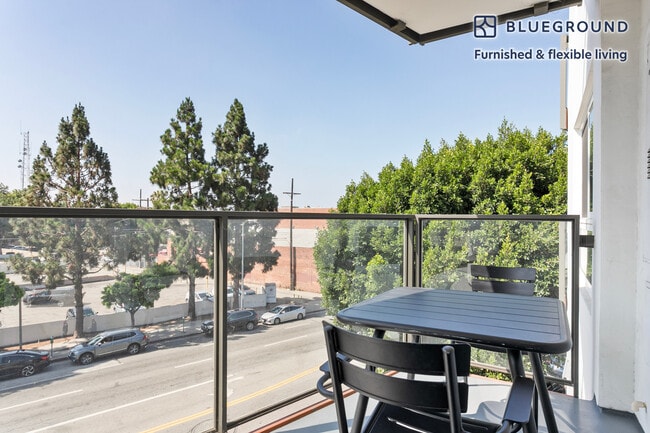 Building Photo - 1539 Purdue Ave