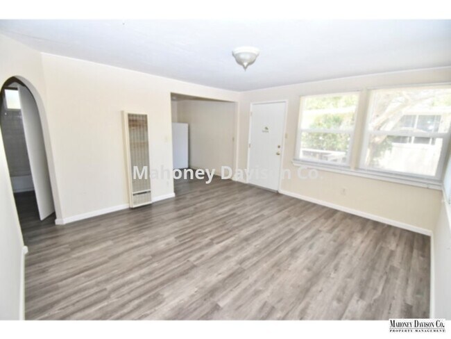 Foto del edificio - 2 Bdrm/1 Bath Duplex in the country, close...