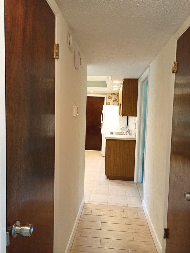 Hallway to Kitchen - 818 Hand Ave