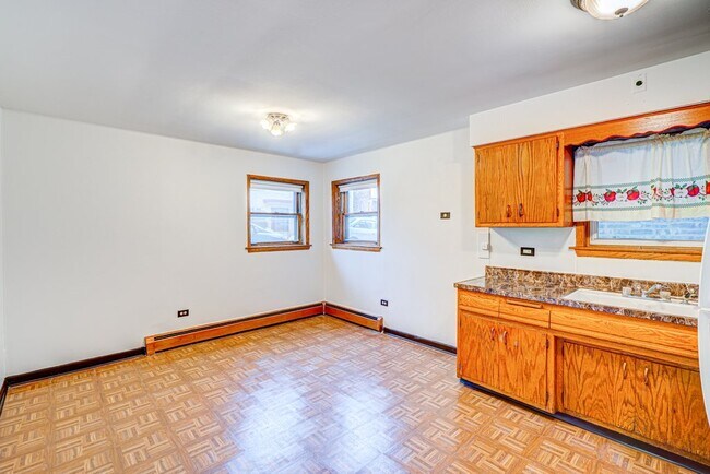 Building Photo - 1540 S 59th Ct