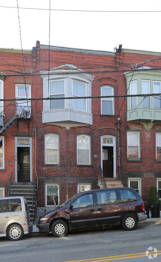 158 Lark St, Albany, NY 12210 Apartments in Albany, NY