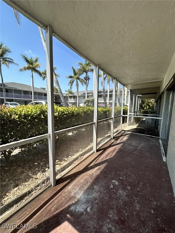 Building Photo - 1849 Maravilla Ave