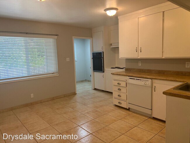 Foto del edificio - 2 br, 1 bath House - 5432 Mona Way