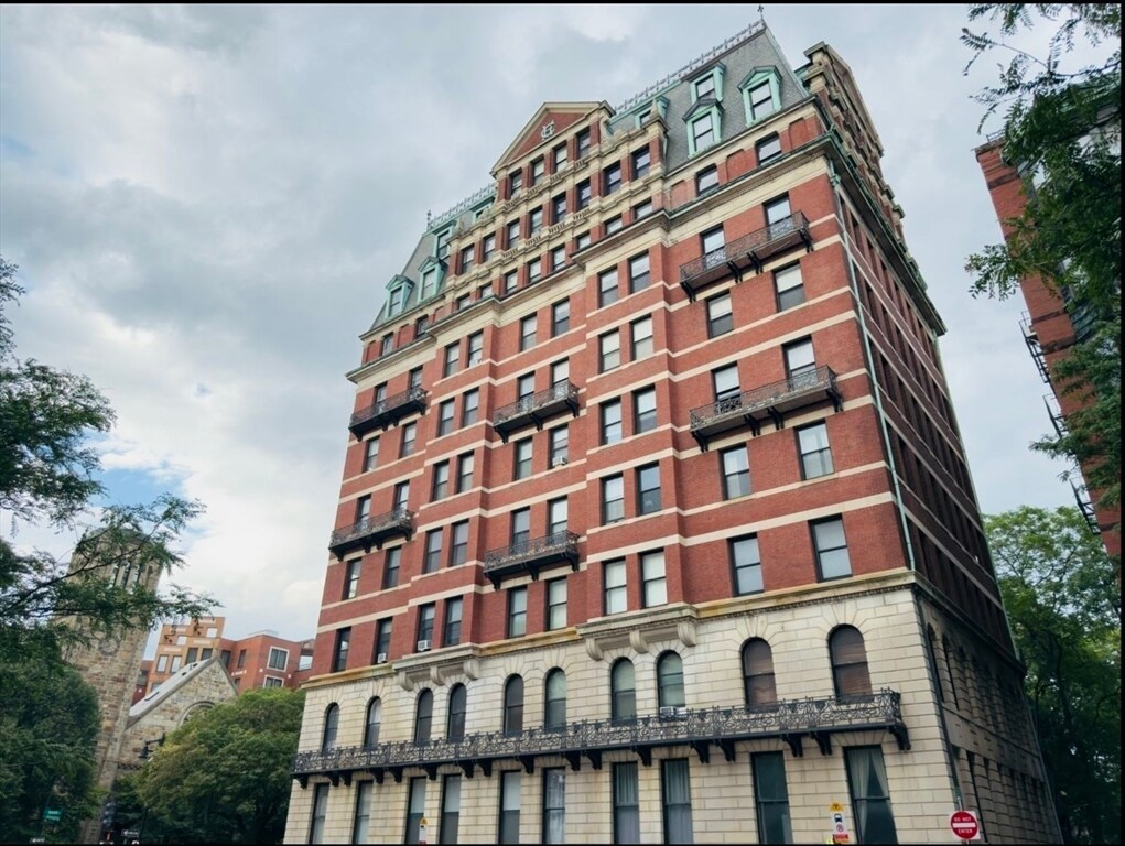 Foto principal - 483 Beacon St