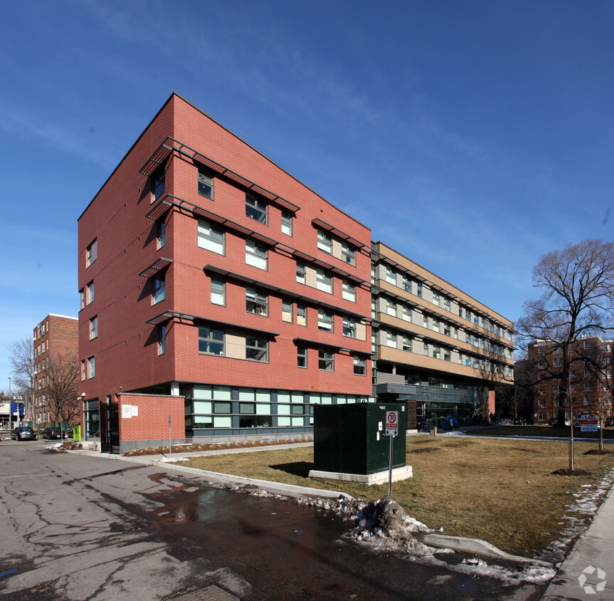 Primary Photo - CRC 40 Oaks