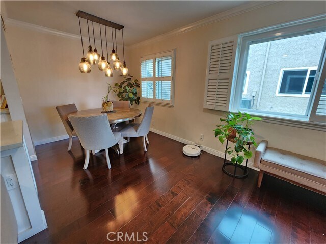 Foto del edificio - 3043 N White Ave