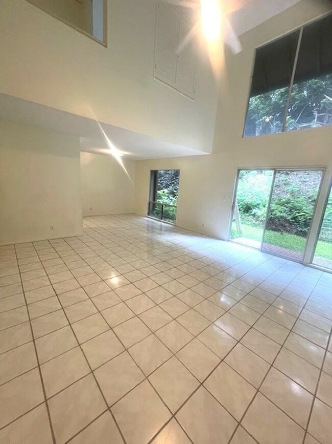 Building Photo - 47-742-742 Hui Kelu St