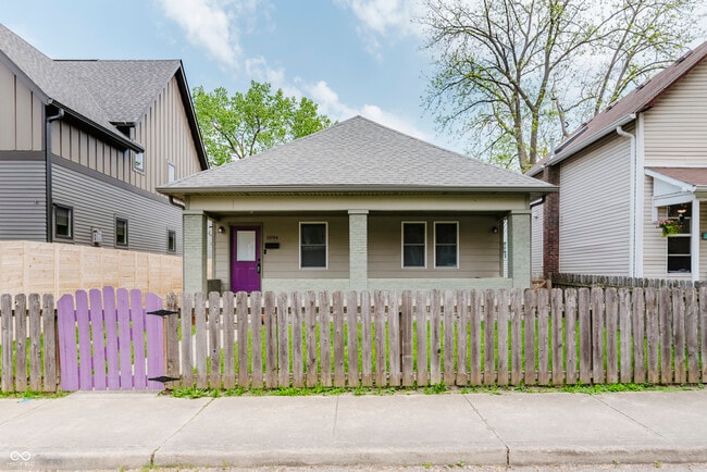 Building Photo - 1004 Hosbrook St