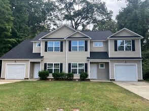 Building Photo - 415 Aversboro Rd