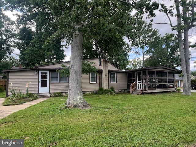 Foto principal - 3949 3rd St