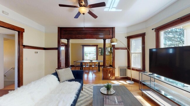 Photo - 2807 18th Ave S House