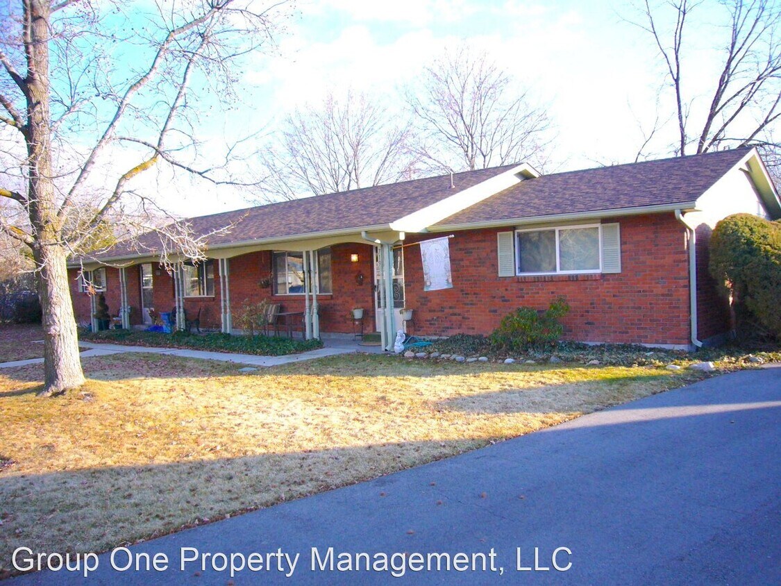 Foto principal - 2 br, 1 bath House - 719 Hillview Dr