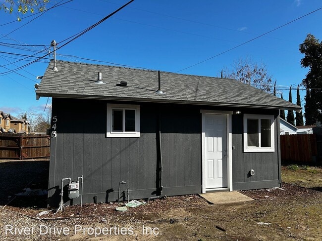 Building Photo - 1 br, 1 bath House - 543 Angelus St.