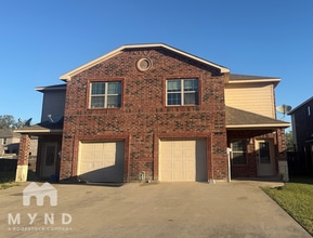 Building Photo - 902 Parkplace Rdg