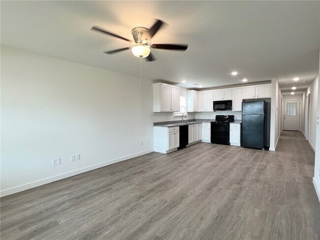 Foto del edificio - 519 NW 68th Ave